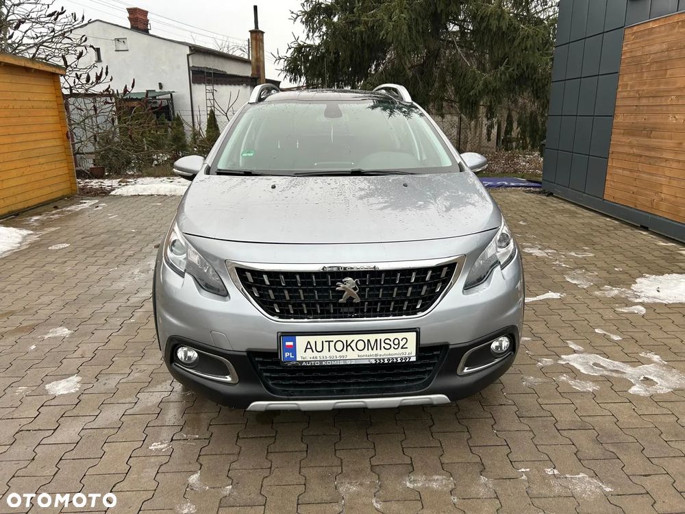 Peugeot 2008 1.2 Pure Tech Allure S&S - 14