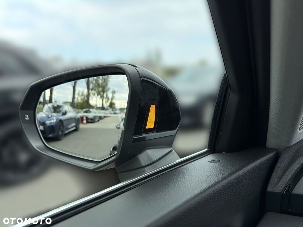 Audi Q3 - 24