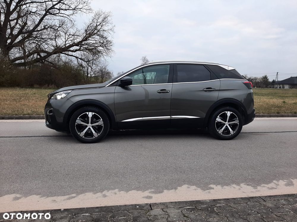 Volkswagen Golf 1.6 TDI BlueMotion Technology Trendline - 3