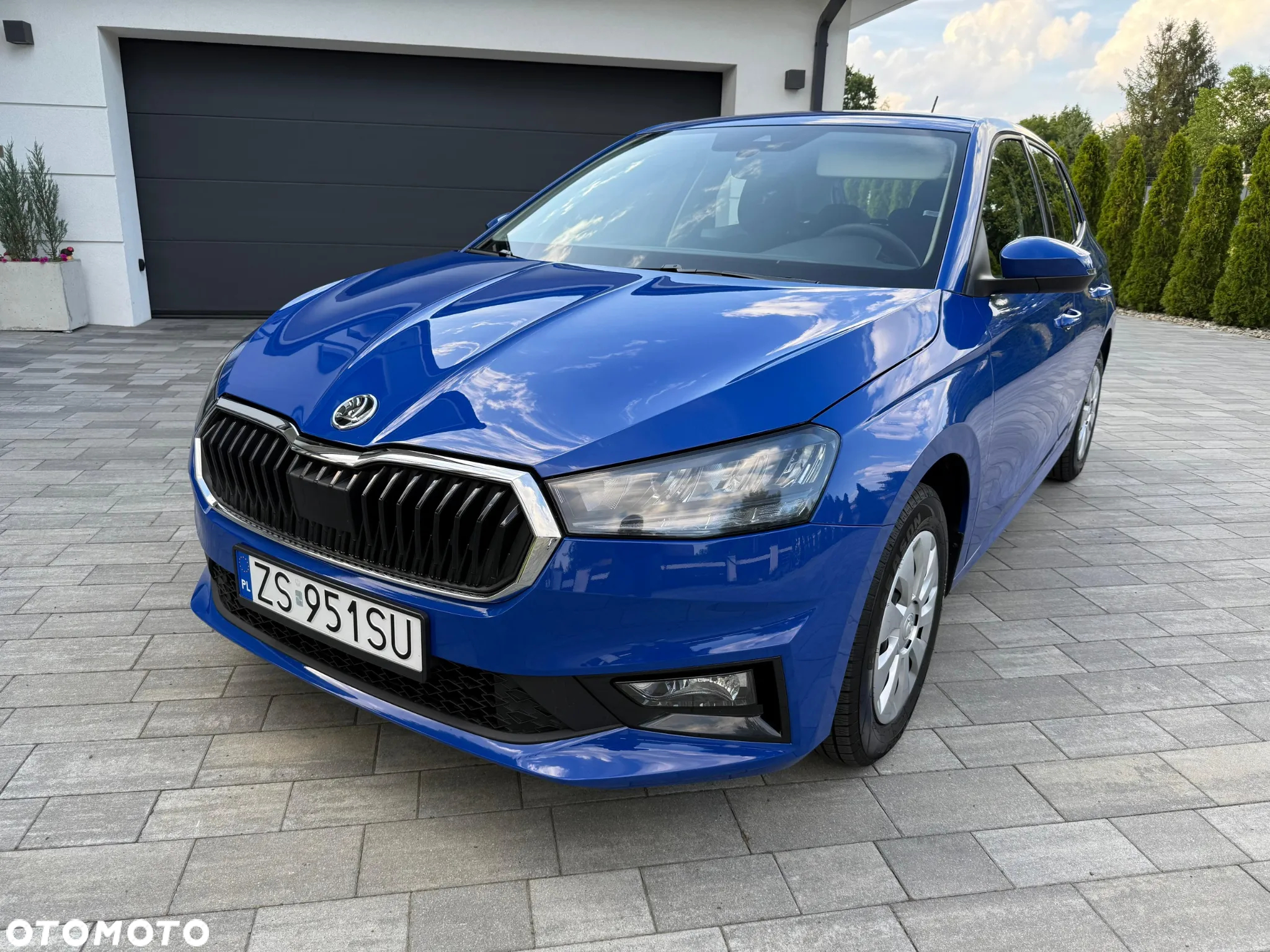 Skoda Fabia 1.0 Essence - 4