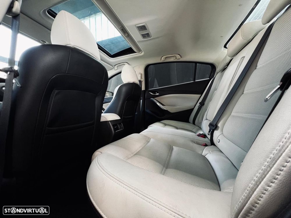 Mazda 6 M6 2.2 SKY-D Excellence Navi - 42