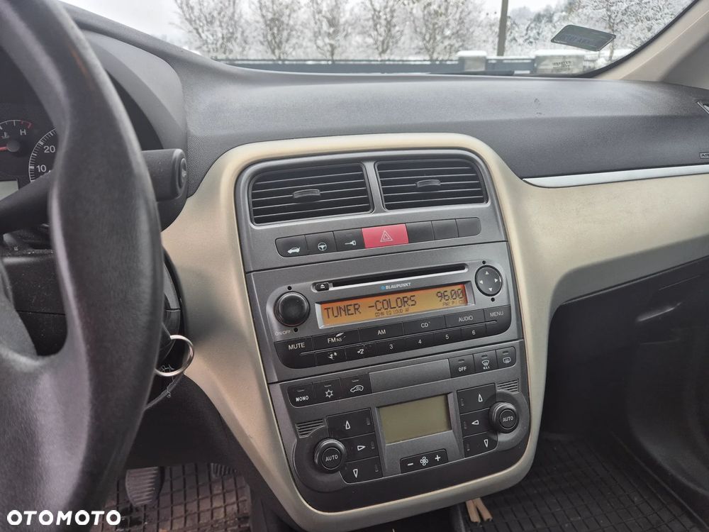 Fiat Grande Punto - 6