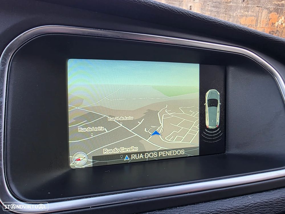 Volvo V40 2.0 D2 Momentum - 21