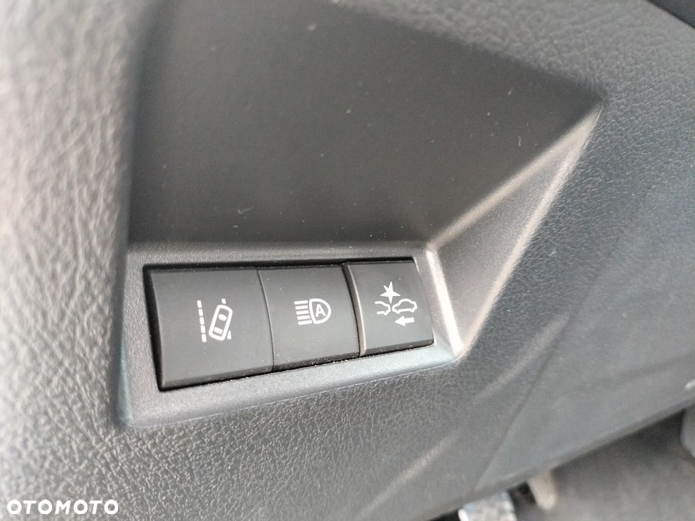 Toyota Yaris - 22