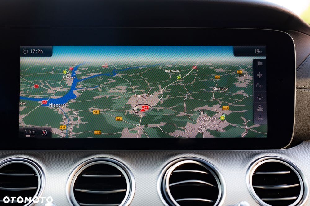 Mercedes-Benz Klasa E 220 d 9G-TRONIC - 20