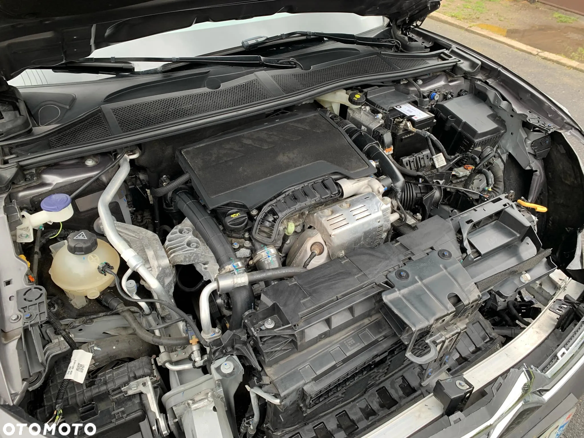 Citroën C5X 1.2 PureTech Feel EAT8 - 30