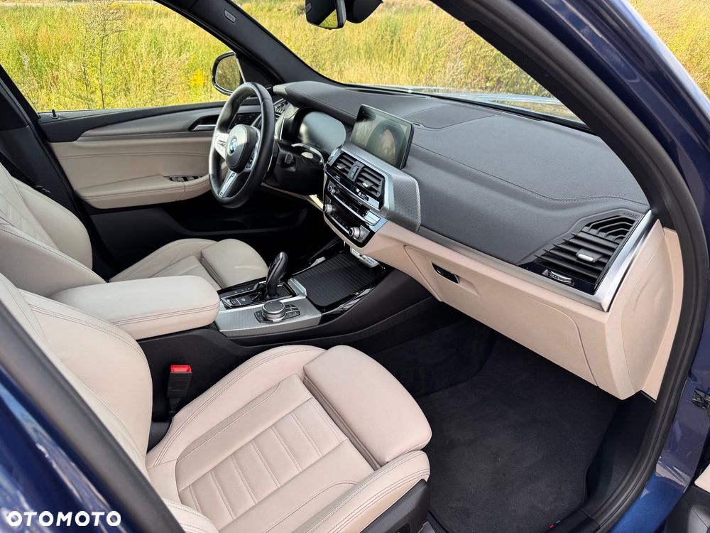 BMW X3 xM40i mHEV - 22