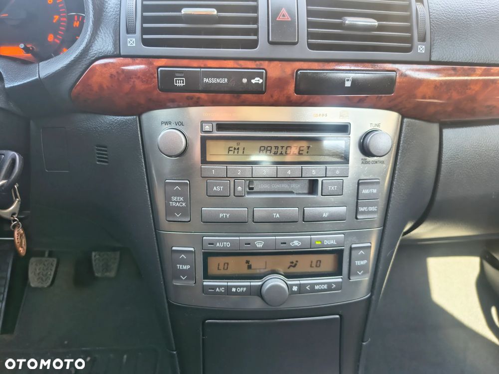 Toyota Avensis 2.0 VVT-i Edition - 23