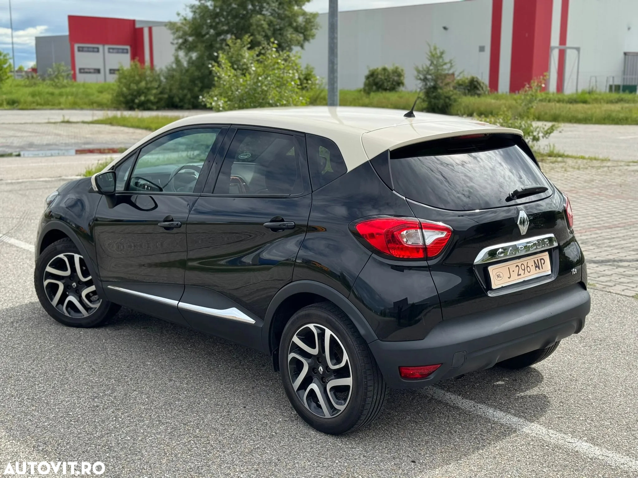 Renault Captur - 9