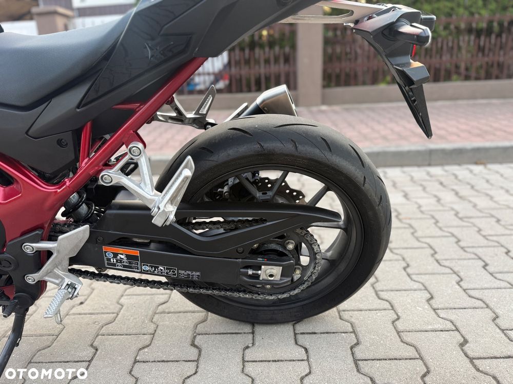 Honda Hornet - 27