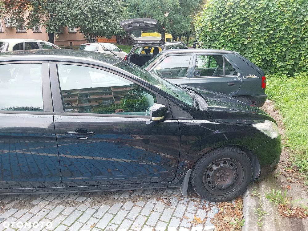 Ford Focus 1.6 Trend - 11
