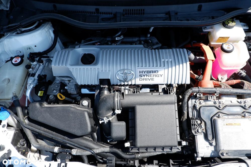 Toyota Auris 1.8 HSD Luna - 36