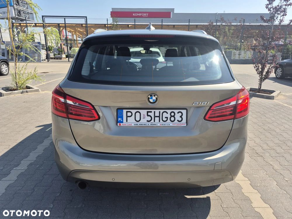 BMW Seria 2 218i - 9