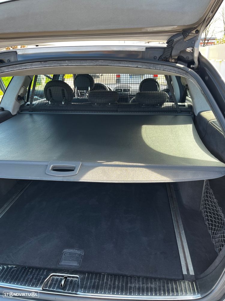 Mercedes-Benz E 220 CDi Classic - 11