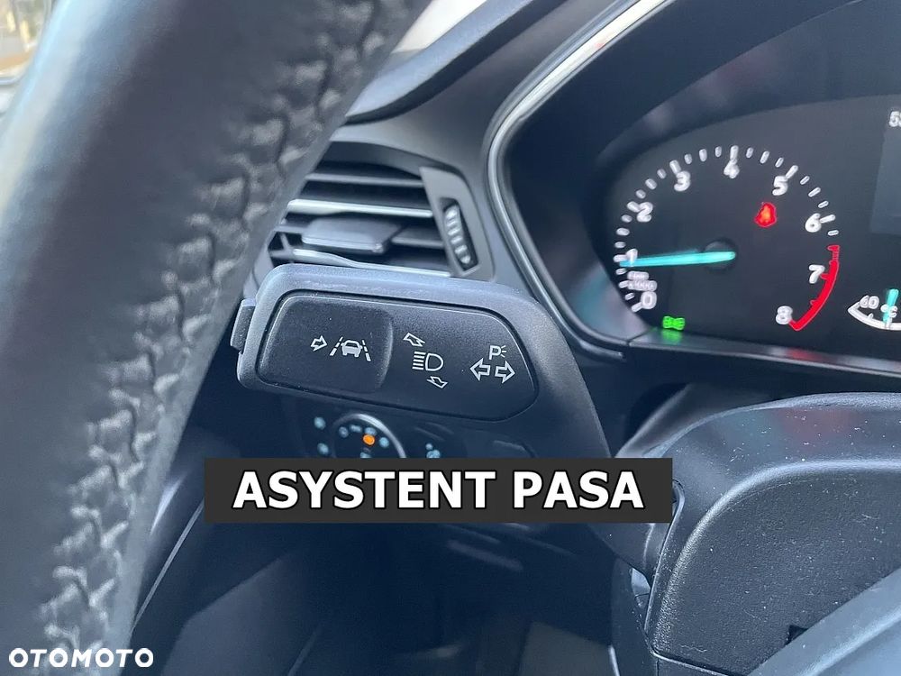 Ford Focus 1.0 EcoBoost Active - 27