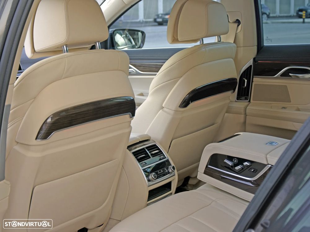 BMW 730 d - 18