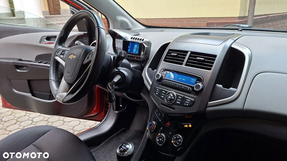Chevrolet Aveo 1.4 16V LS - 18