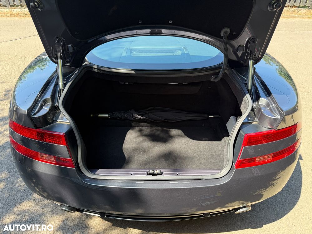 Aston Martin DB9 - 23