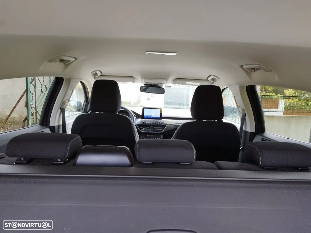 Ford Focus SW 1.0 EcoBoost Titanium - 14