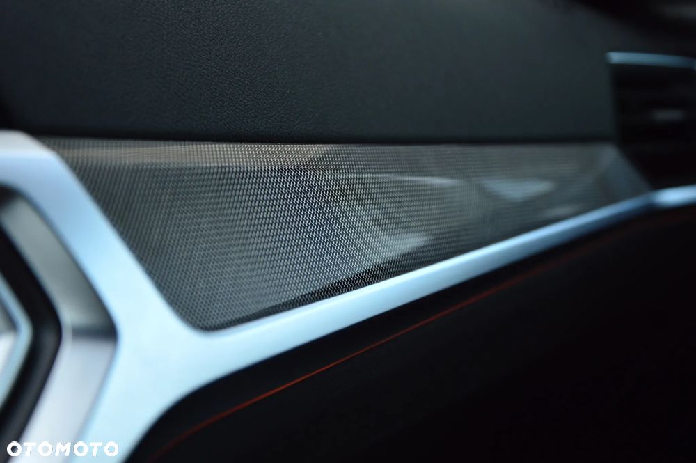 BMW M4 Competition M xDrive sport - 27