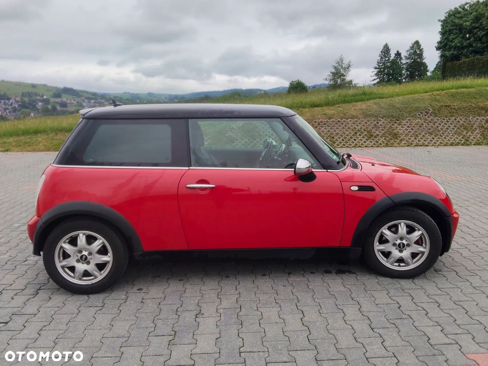 MINI Cooper Standard - 4