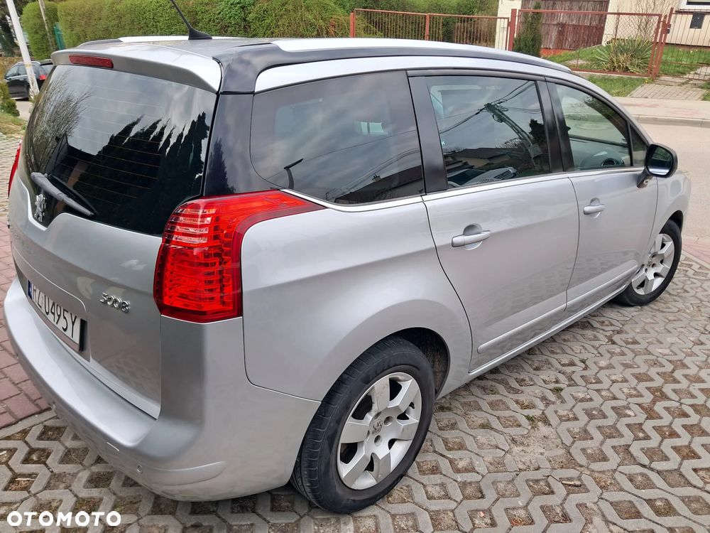 Peugeot 5008 - 3
