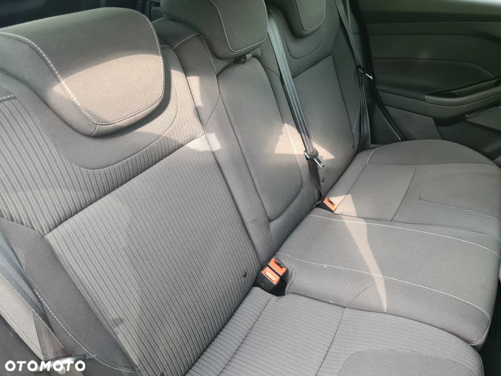 Ford Focus - 13