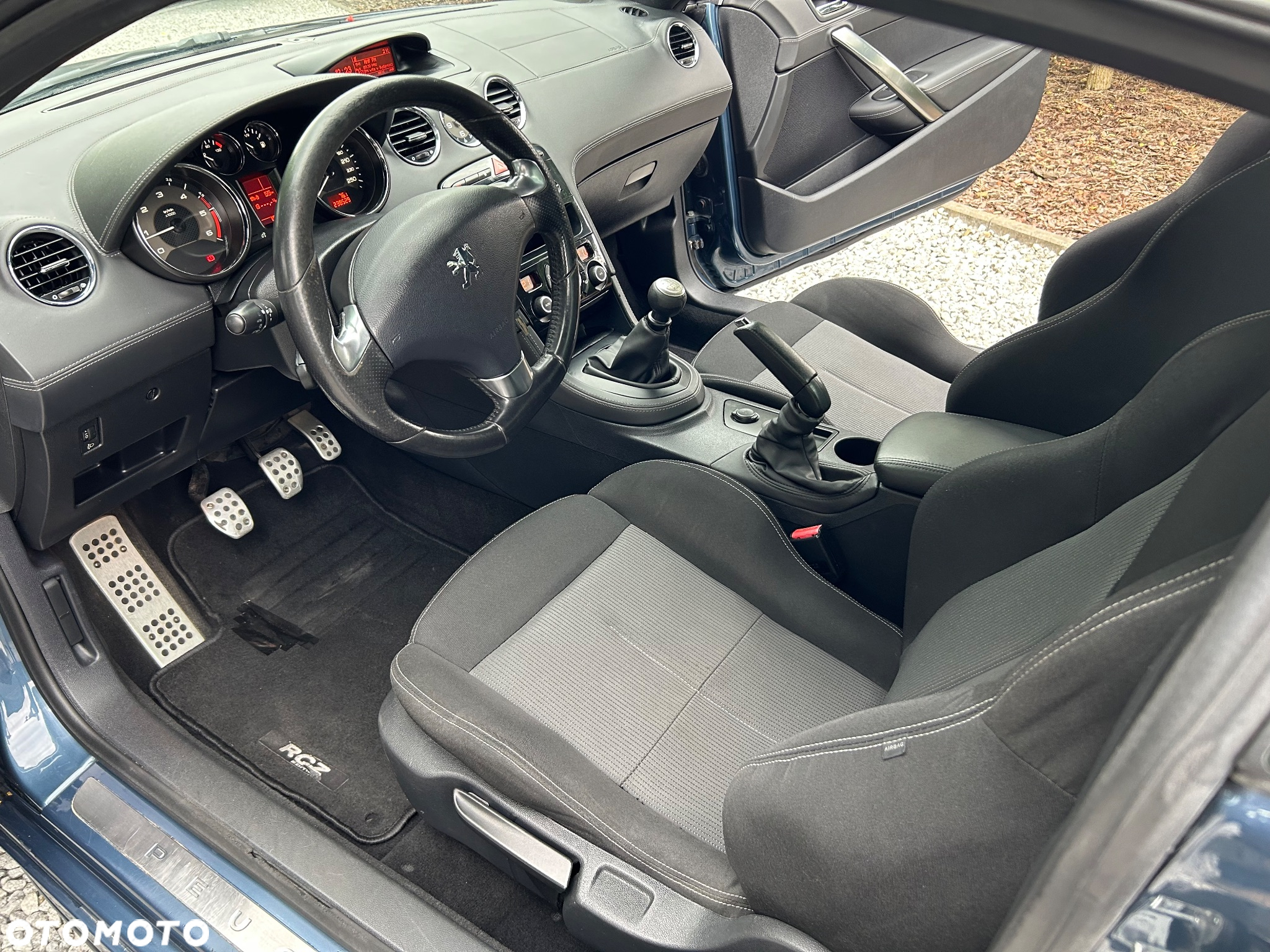 Peugeot RCZ 2.0 HDi - 18