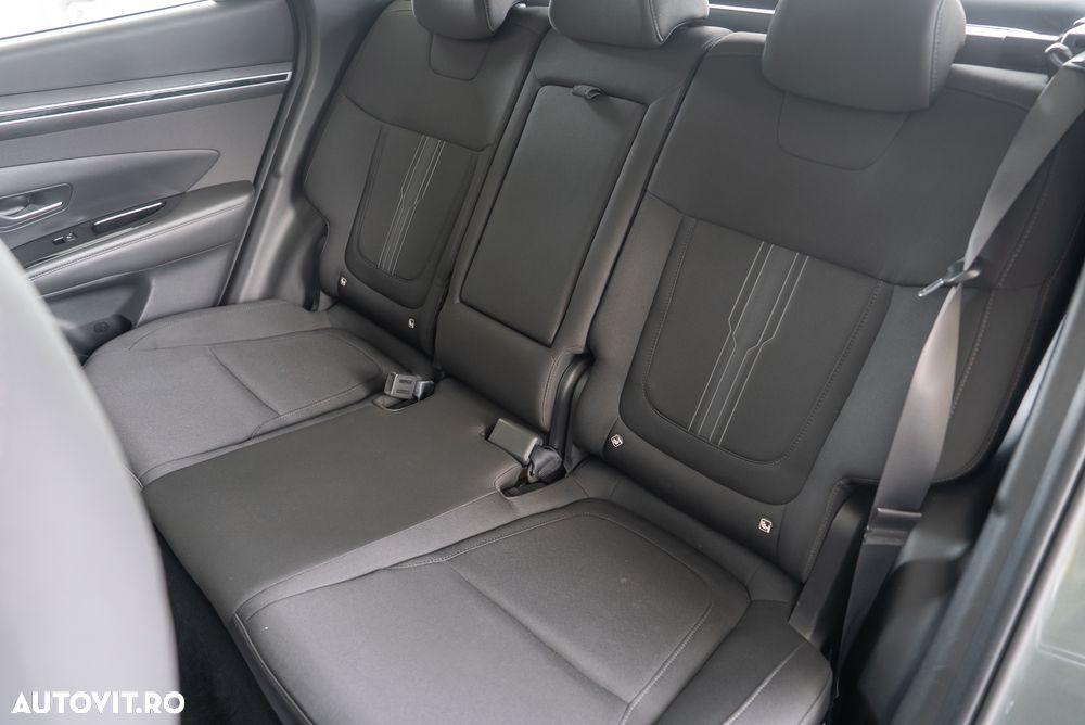 Hyundai Tucson 1.6 T-GDi HEV 2WD Advantage - 23