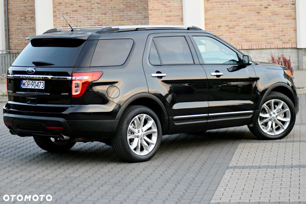 Ford Explorer - 15