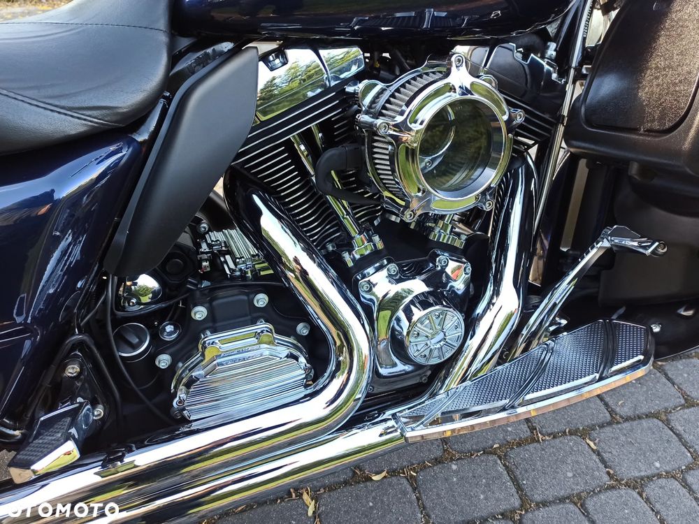Harley-Davidson Touring Electra Glide - 16