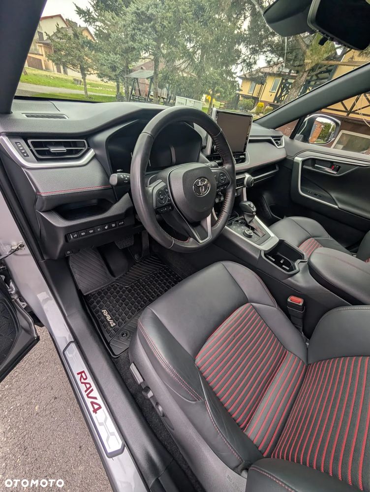 Toyota RAV4 - 17