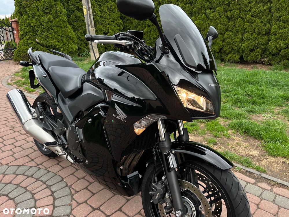 Honda CBF - 19