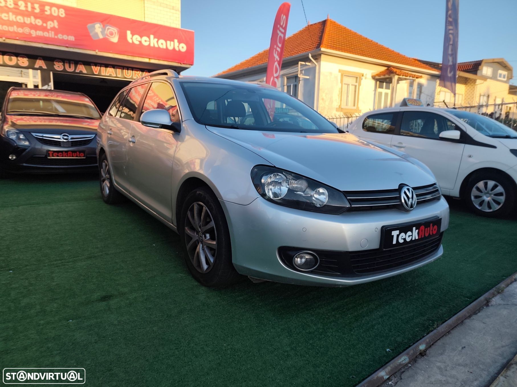 VW Golf Variant 1.6 TDi Confortline - 1