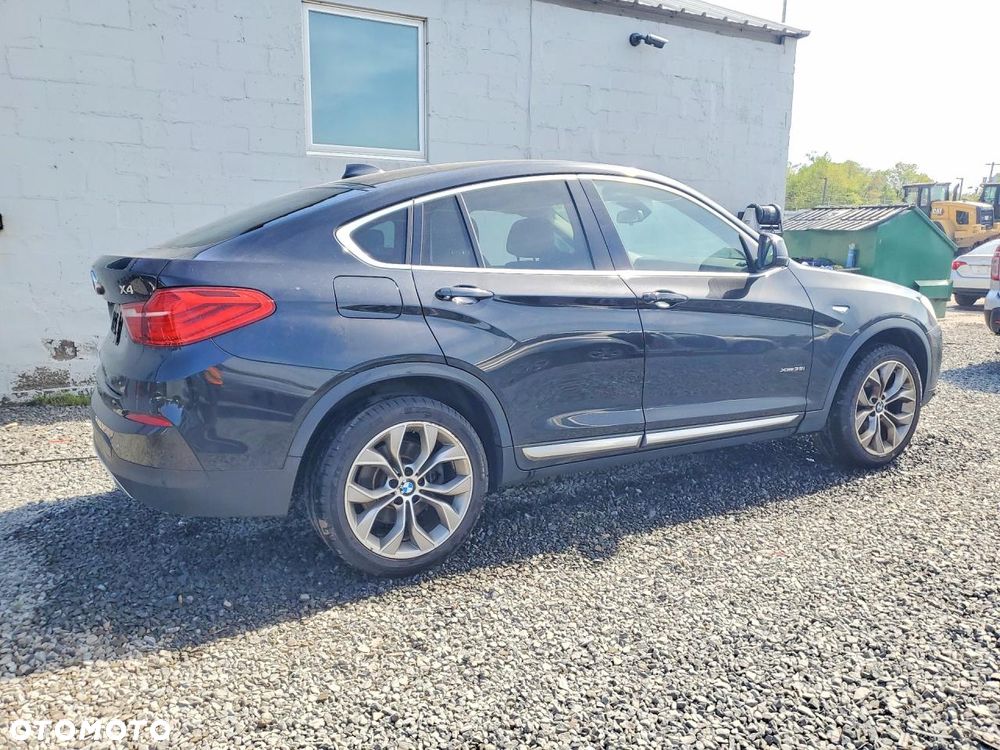 BMW X4 xDrive35i xLine - 4