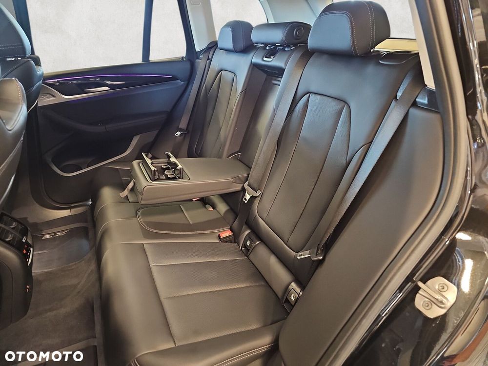 BMW X3 - 24