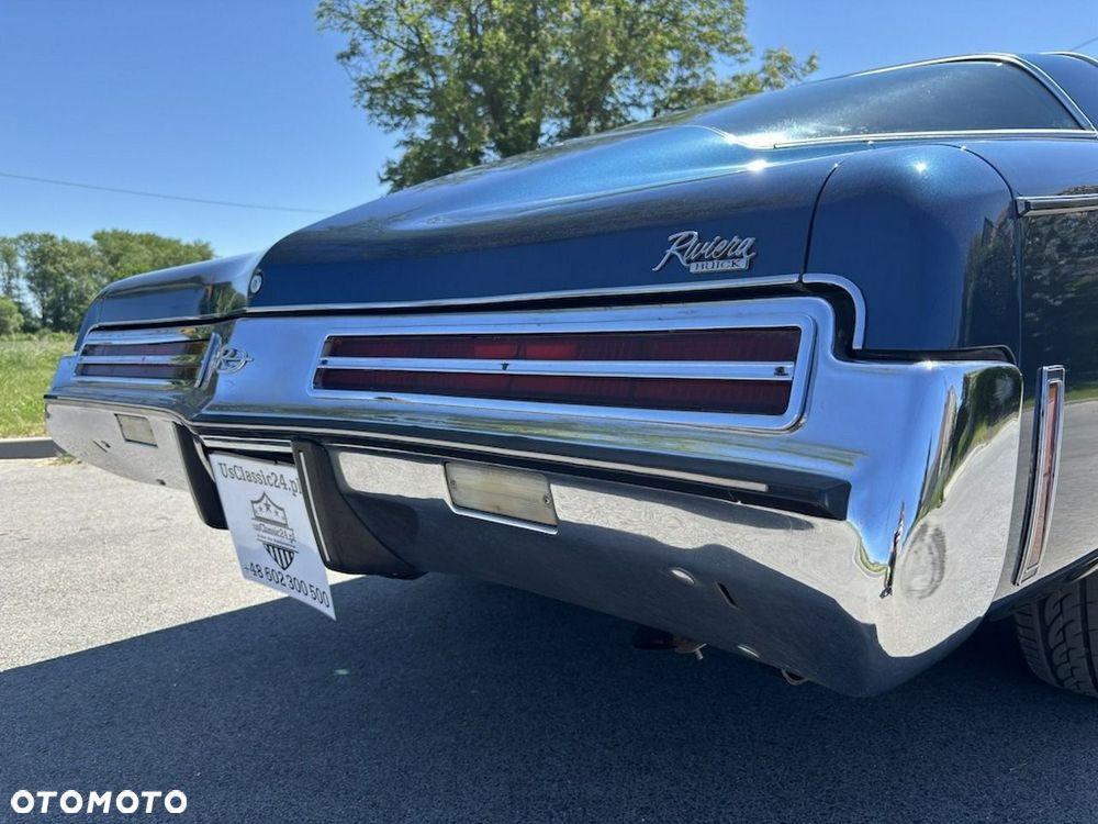 Buick Riviera - 21