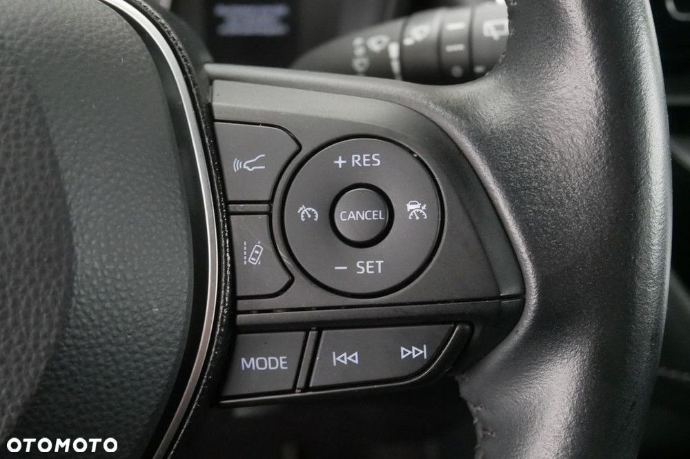 Toyota Corolla 1.8 Hybrid Comfort - 23