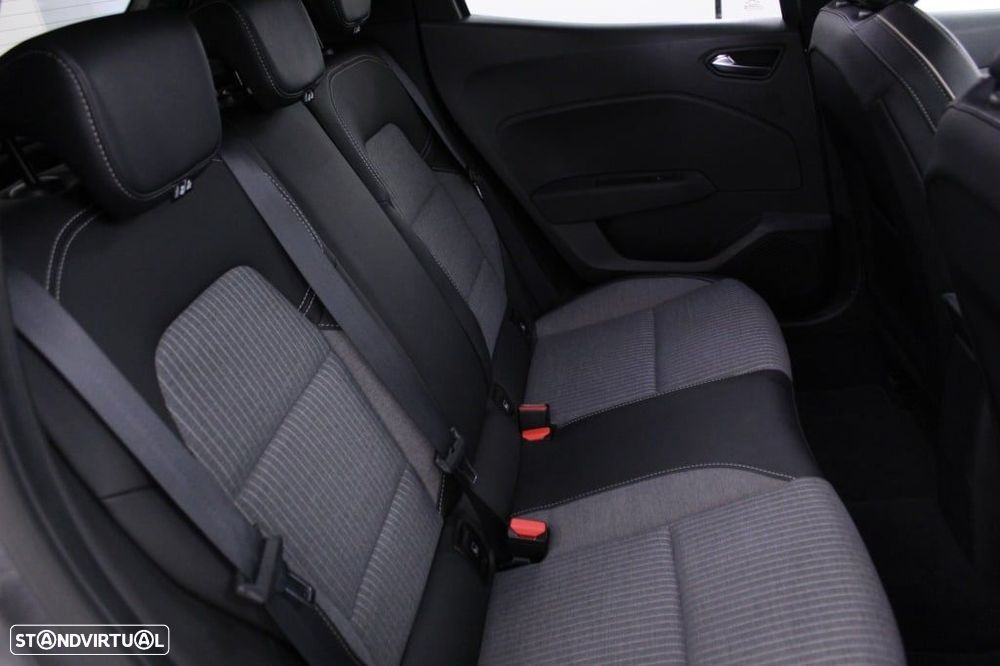 Renault Clio 1.0 TCe Techno Bi-Fuel - 15