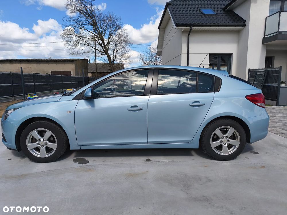 Chevrolet Cruze - 3