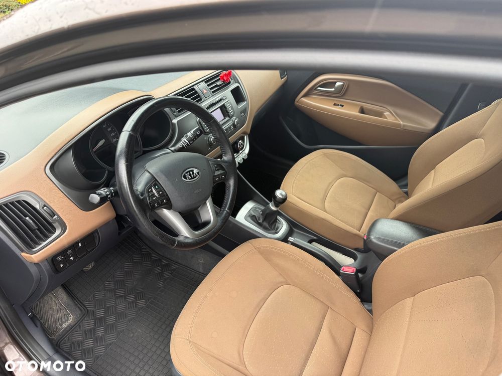 Kia Rio 1.2 XL - 5