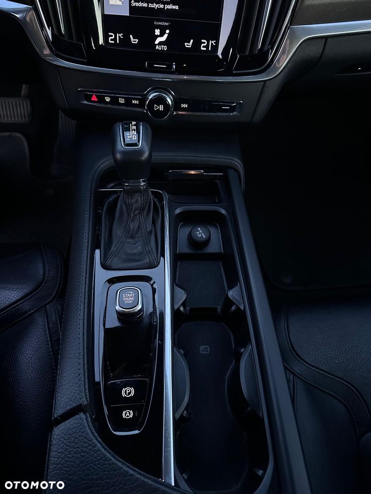 Volvo V90 D5 AWD Inscription - 19