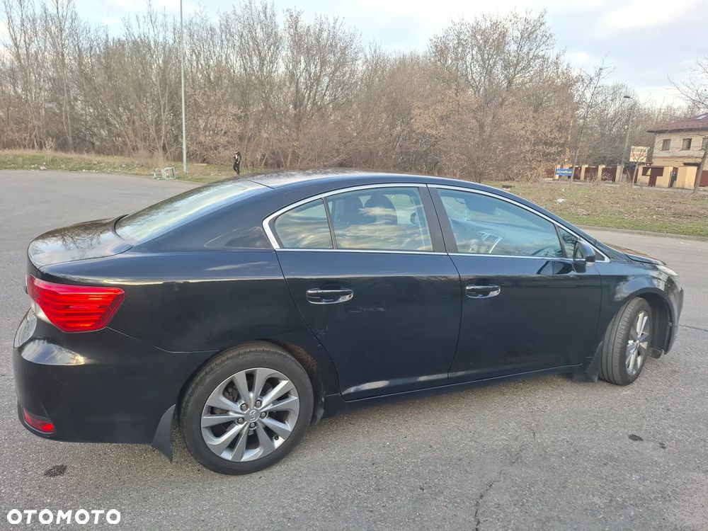 Toyota Avensis 2.0 D-4D Sol - 10