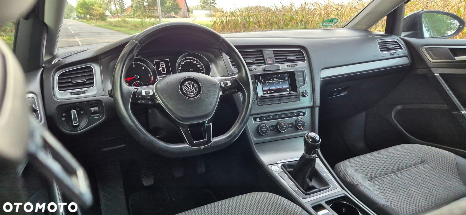 Volkswagen Golf - 5