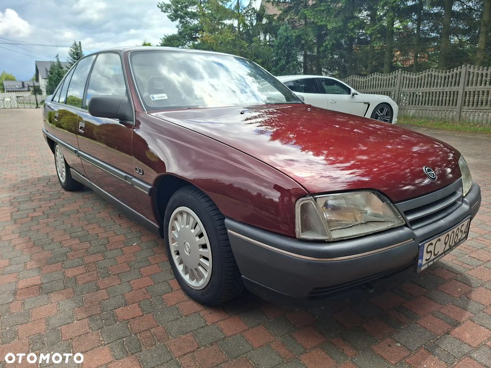 Opel Omega 2.4i GL - 7