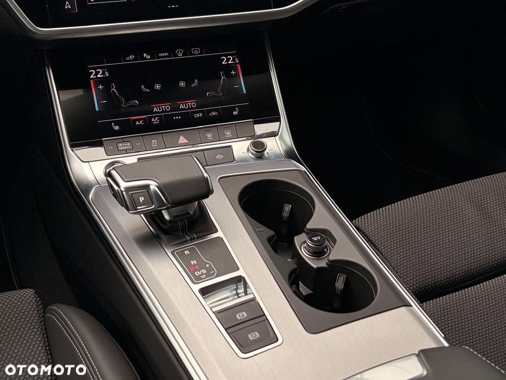 Audi A6 Avant - 27