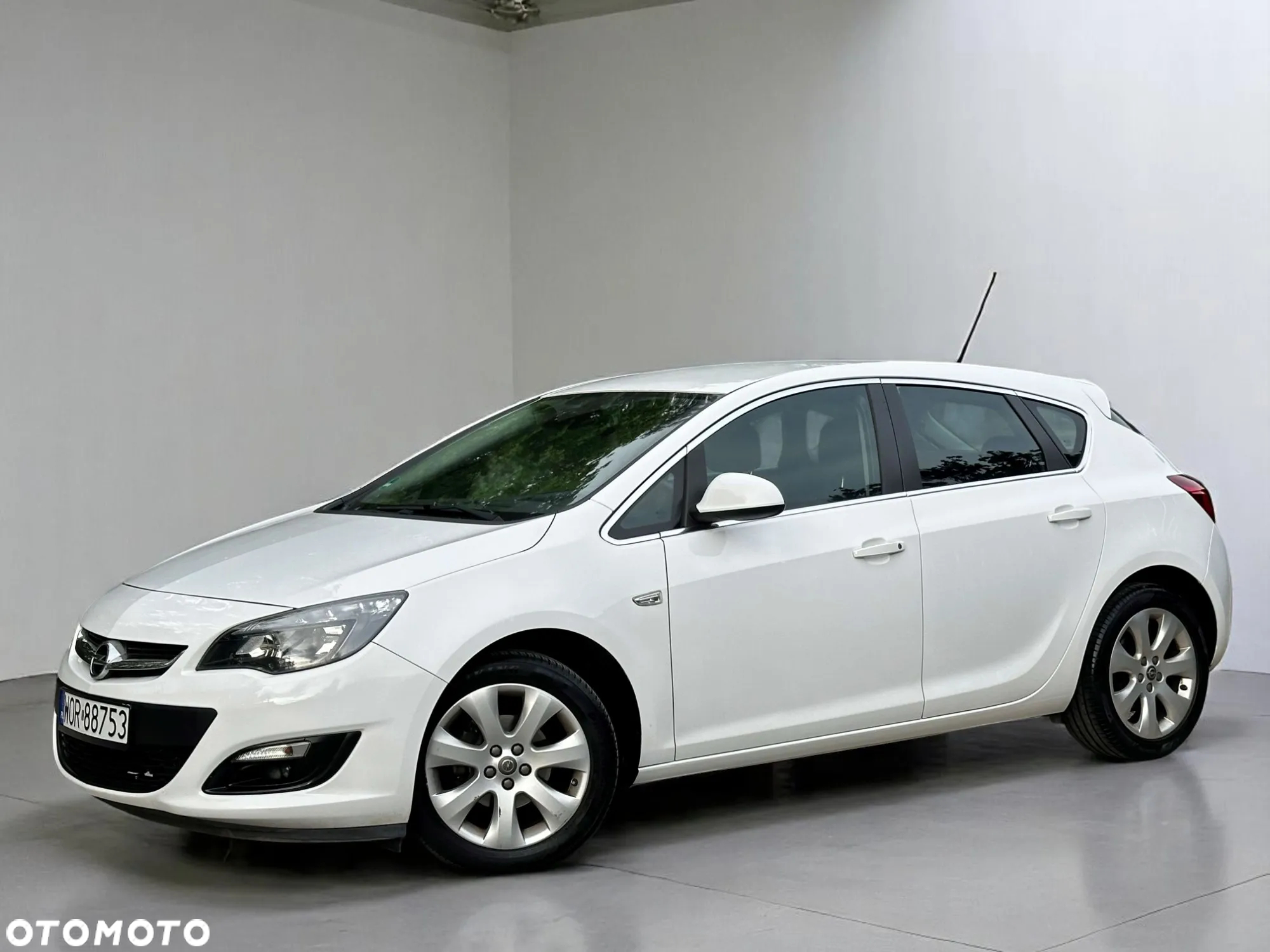 Opel Astra 1.4 Turbo Cosmo - 8