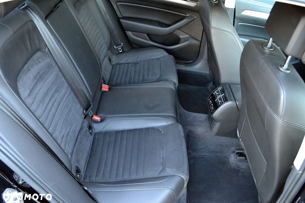 Volkswagen Passat 2.0 TDI BMT 4Mot Highline DSG - 17
