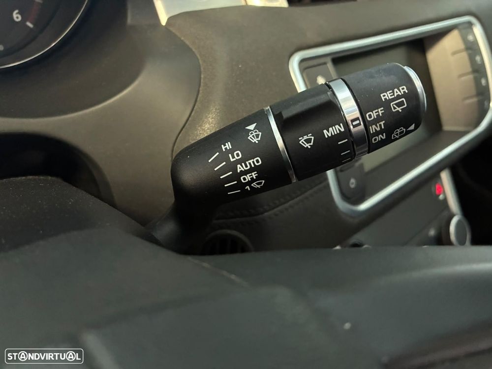 Land Rover Range Rover Evoque 2.0 eD4 SE Dynamic - 26