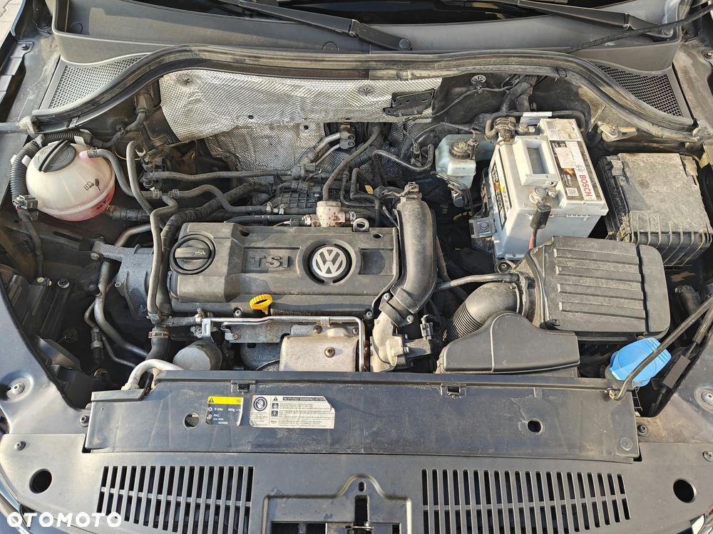 Volkswagen Tiguan - 19